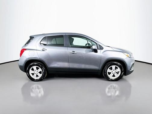 Satin Steel Metallic 2020 Chevrolet Trax LS