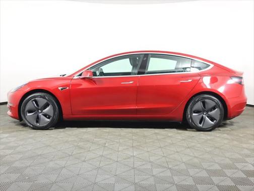 2019 Tesla Model 3 Standard Range Plus