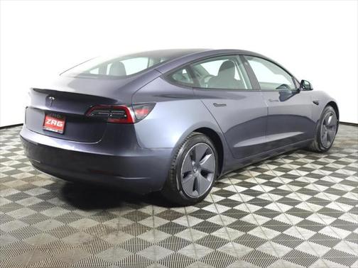 2022 Tesla Model 3 Standard Range