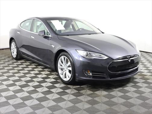 2014 Tesla Model S 85