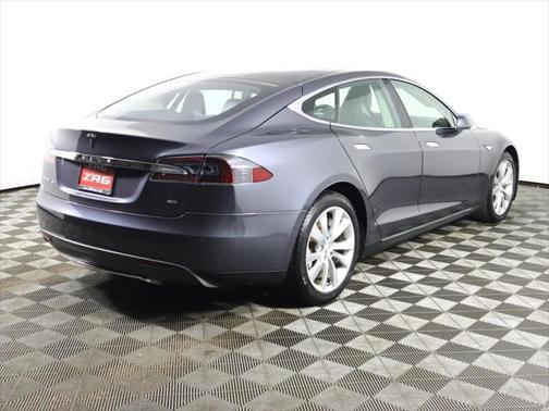 2014 Tesla Model S 85