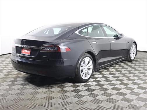 2017 Tesla Model S 75D