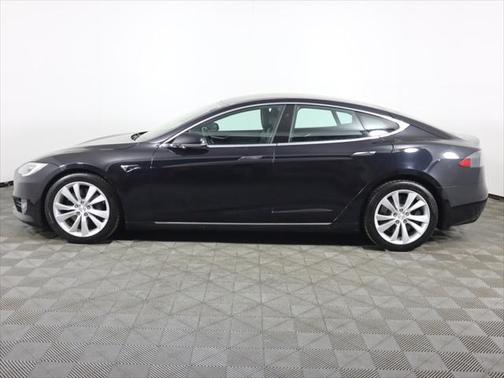 2017 Tesla Model S 75D