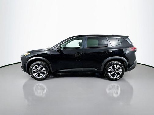 Black 2022 Nissan Rogue SV