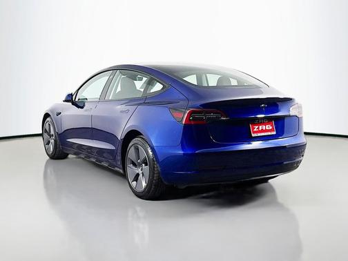 Deep Blue Metallic 2023 Tesla Model 3 Standard Range