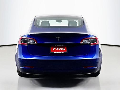 Deep Blue Metallic 2023 Tesla Model 3 Standard Range