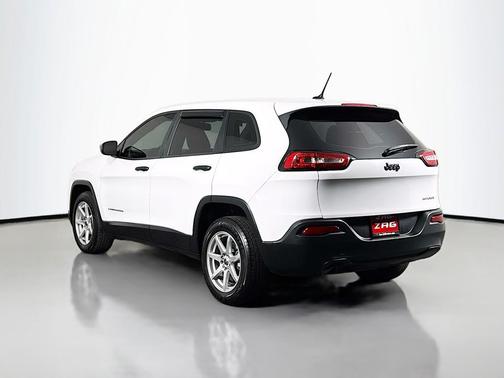 2016 Jeep Cherokee Sport