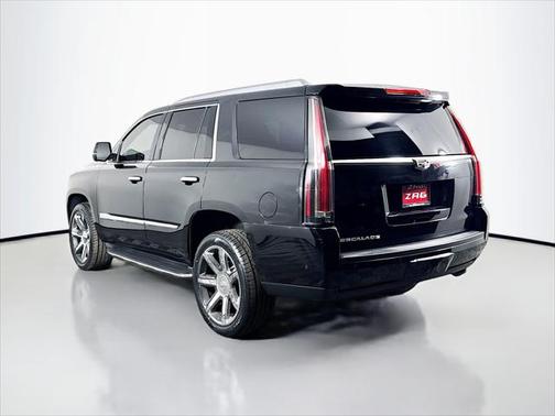 2017 Cadillac Escalade Luxury