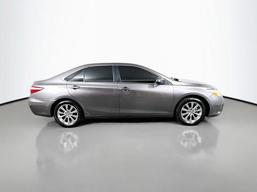 Predawn Gray Mica 2016 Toyota Camry XLE
