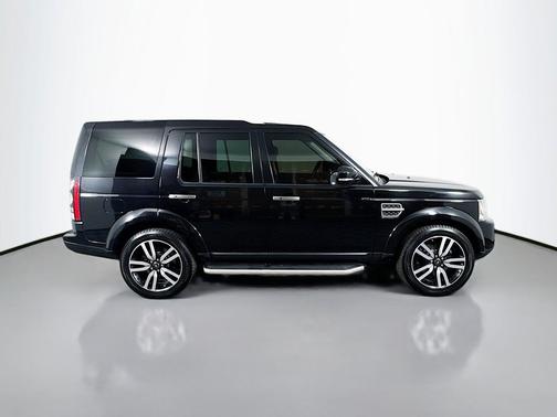 2016 Land Rover LR4 Base