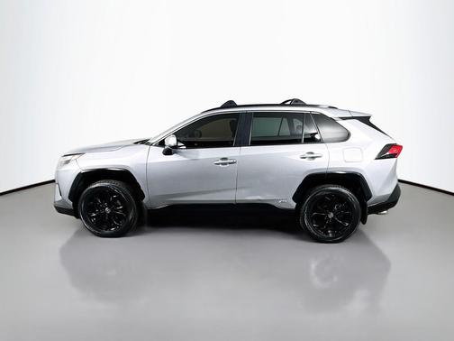 2022 Toyota RAV4 Hybrid SE