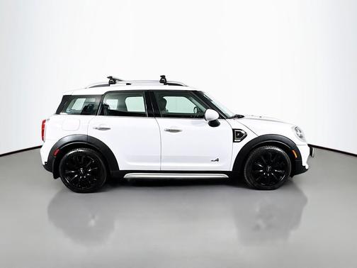 White 2019 MINI Countryman Cooper S ALL4