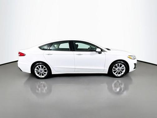 2020 Ford Fusion Hybrid SE