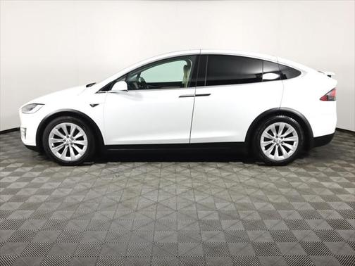 2016 Tesla Model X 90D