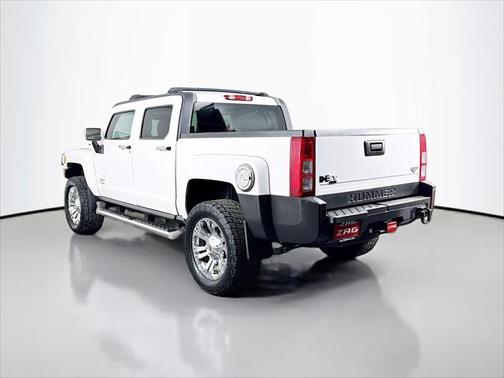 2009 Hummer H3T Alpha