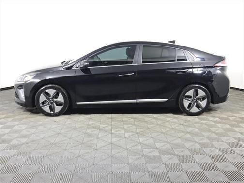2022 Hyundai IONIQ Hybrid Limited