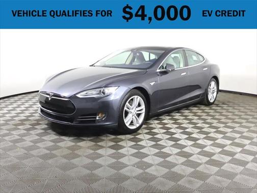 2015 Tesla Model S 70D