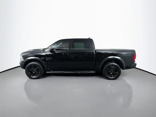 2019 RAM 1500 Classic Warlock Crew Cab 4x4 5'7' Box