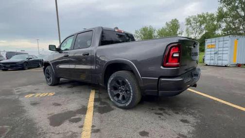 Granite Crystal Metallic Clearcoat 2026 RAM 1500 Big Horn/Lone Star