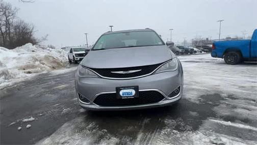 2018 Chrysler Pacifica Touring-L