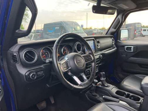 Ocean Blue Metallic Clearcoat 2020 Jeep Wrangler Unlimited Sahara