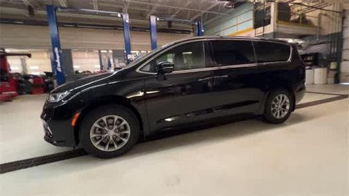 2026 Chrysler Pacifica L