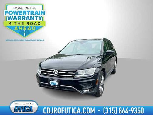 Deep Black Pearl 2021 Volkswagen Tiguan 2.0T SEL