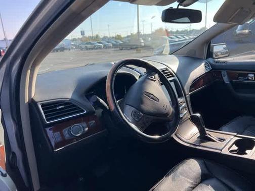 2013 Lincoln MKX Base
