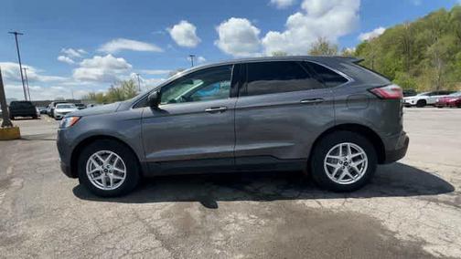Carbonized Gray Metallic 2022 Ford Edge SEL