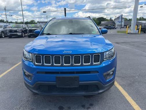 Laser Blue Pearlcoat 2018 Jeep Compass Latitude