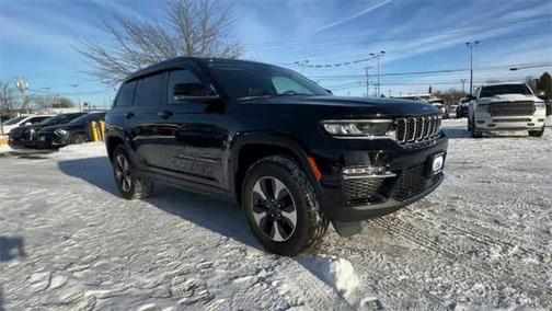 2022 Jeep Grand Cherokee 4xe Base
