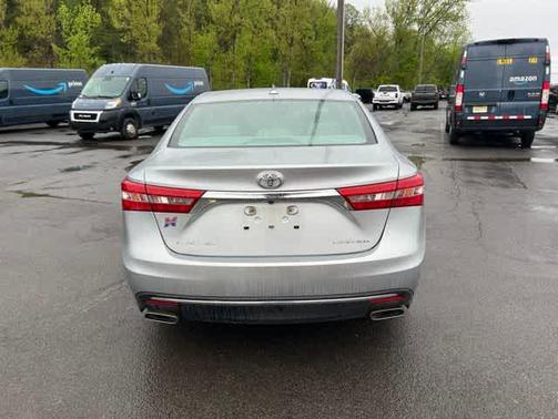Celestial Silver Metallic 2018 Toyota Avalon Limited