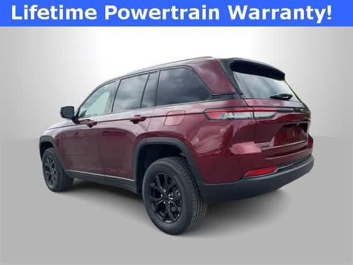 2025 Jeep Grand Cherokee Altitude