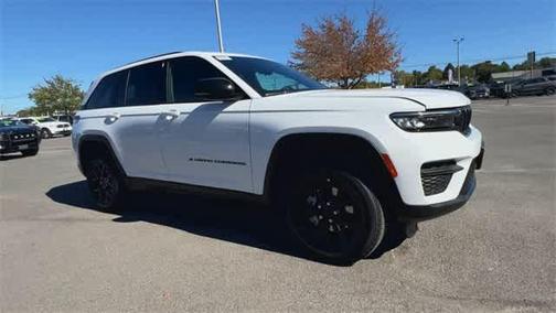 2025 Jeep Grand Cherokee Altitude