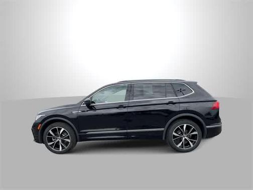 2022 Volkswagen Tiguan 2.0T SEL R-Line 4MOTION