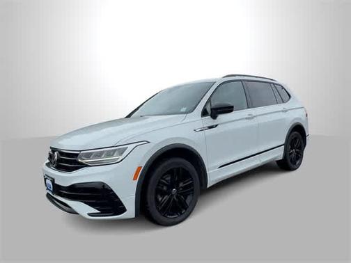 2022 Volkswagen Tiguan 2.0T SE R-Line Black 4MOTION