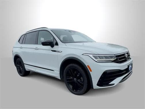 2022 Volkswagen Tiguan 2.0T SE R-Line Black 4MOTION