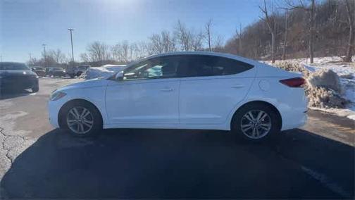 2017 Hyundai ELANTRA Value Edition