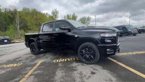 Diamond Black Crystal Pearlcoat 2026 RAM 1500 Laramie