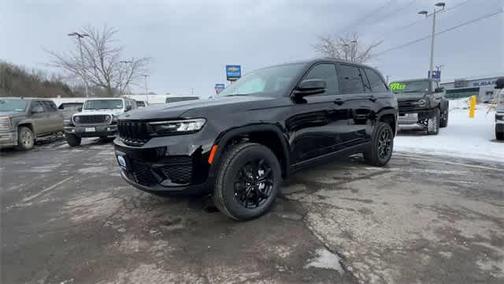 2025 Jeep Grand Cherokee Altitude