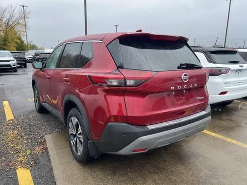 2021 Nissan Rogue SV