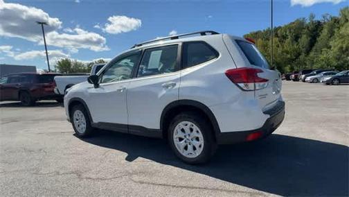 2022 Subaru Forester Base