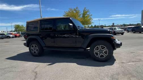 2020 Jeep Wrangler Unlimited Black and Tan 4X4