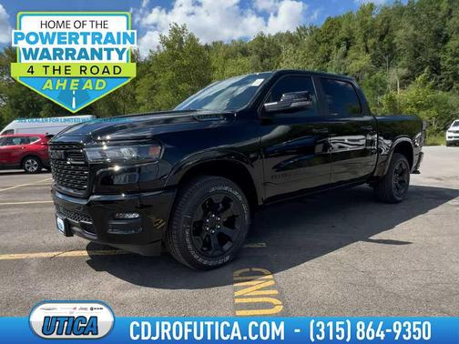 Diamond Black Crystal Pearlcoat 2026 RAM 1500 Big Horn/Lone Star