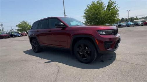 2023 Jeep Grand Cherokee Altitude