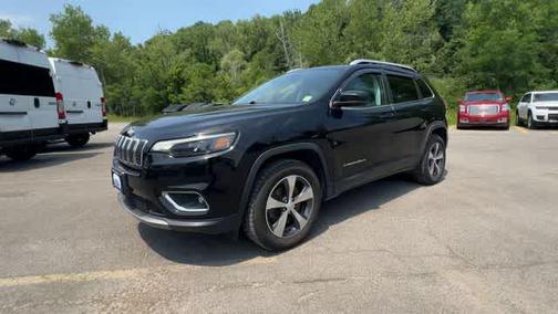 Diamond Black Crystal Pearlcoat 2019 Jeep Cherokee Limited