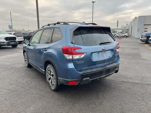Horizon Blue Pearl 2020 Subaru Forester Premium