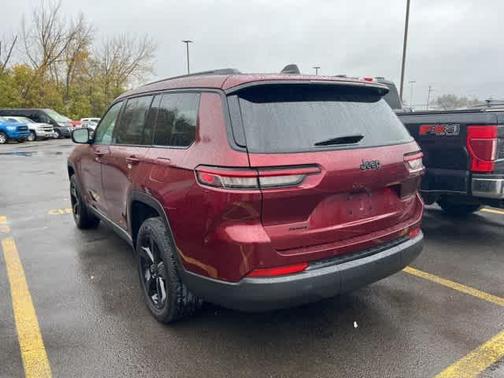 2023 Jeep Grand Cherokee L Altitude