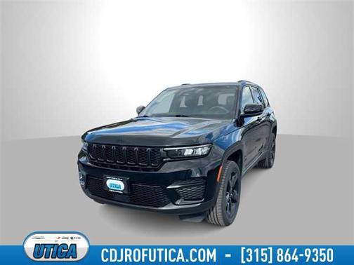 2023 Jeep Grand Cherokee Altitude