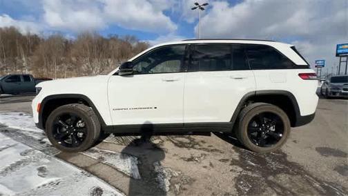 2023 Jeep Grand Cherokee Altitude